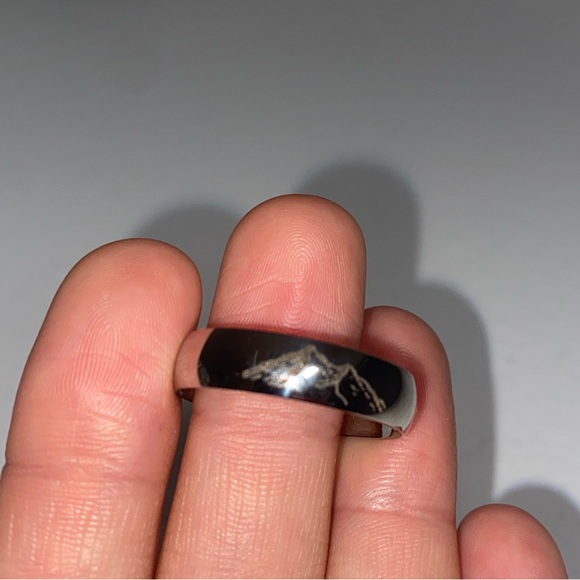 Handmade Polished Titanium Men’s Band - Picture 2 of 2